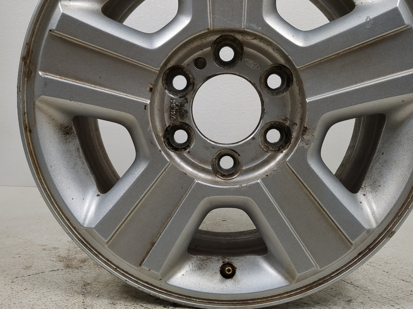 2004-2008 Ford F-150 Oem Wheel Rim 1374675 - Oemusedautoparts1.com