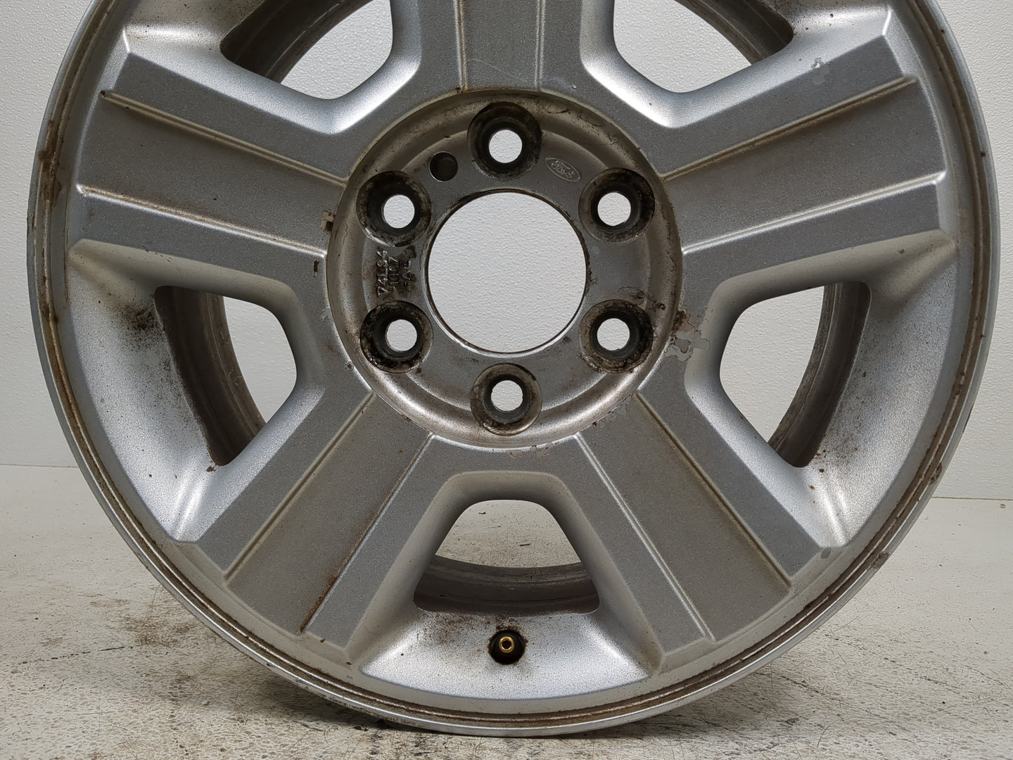 2004-2008 Ford F-150 Oem Wheel Rim 1374675 - Oemusedautoparts1.com