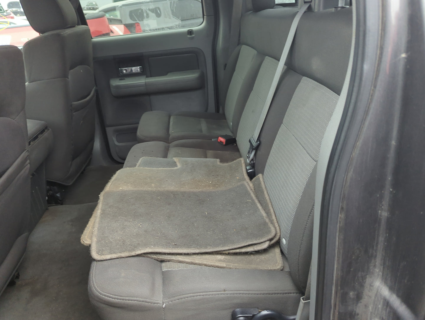 2004 Ford F-150 Rear Seat Oem - Oemusedautoparts1.com
