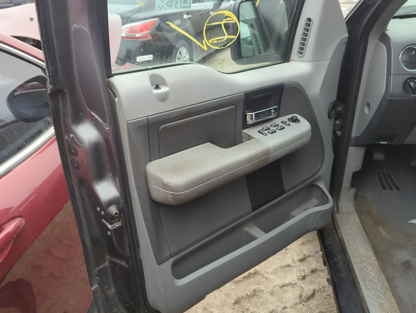 2004 Ford F-150 Front Left Driver Interior Door Panel Trim 1385907 - Oemusedautoparts1.com