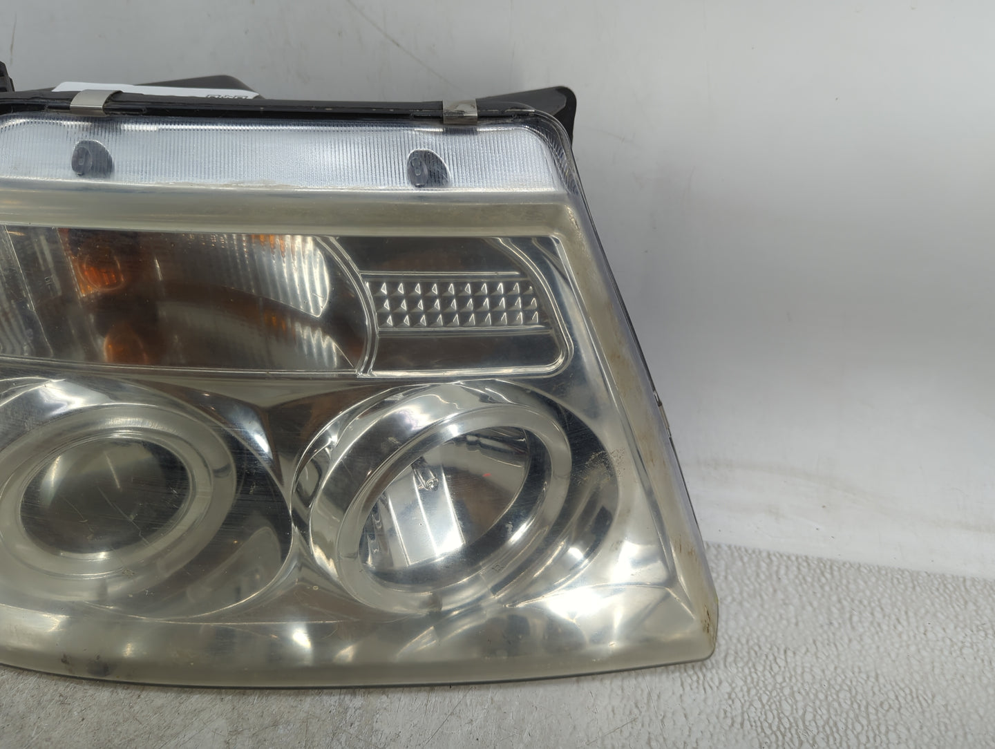 2004-2008 Ford F-150 Passenger Right Oem Head Light Headlight Lamp - Oemusedautoparts1.com