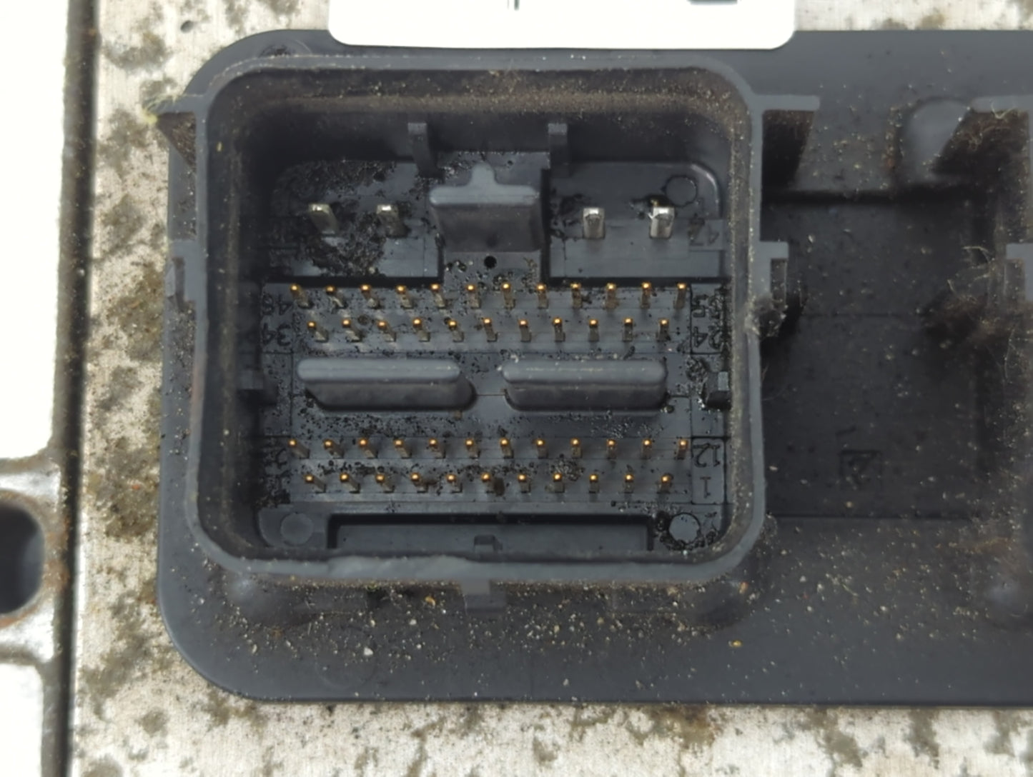 2004 Ford F-150 PCM Engine Control Computer ECU ECM PCU OEM P/N:4L3A-12A650-PL Fits OEM Used Auto Parts - Oemusedautoparts1.