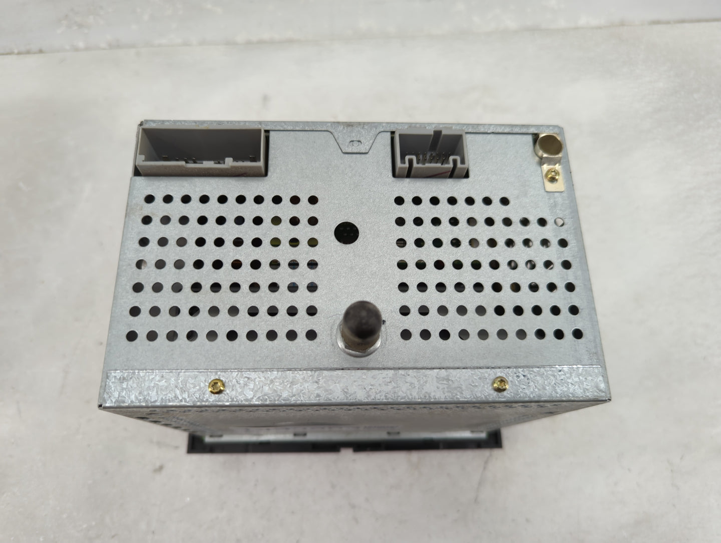 2004 Ford F-150 Radio AM FM Cd Player Receiver Replacement P/N:4L3T-18C868-FC YPND015589 Fits OEM Used Auto Parts - Oemuseda
