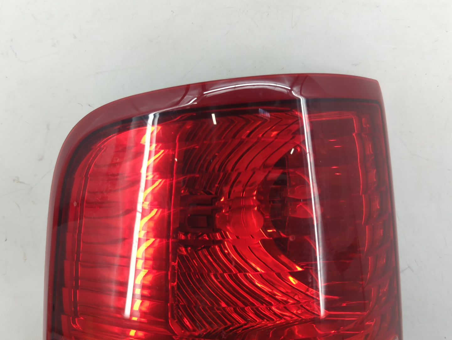 2004-2008 Ford F-150 Tail Light Assembly Driver Left OEM P/N:4L34-13B505-A Fits Fits 2004 2005 2006 2007 2008 OEM Used Auto 
