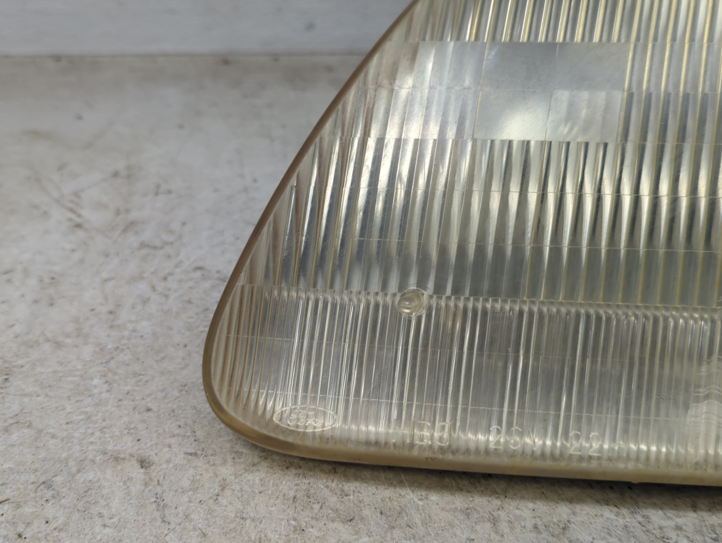 1997-2003 Ford F-150 Driver Left Oem Head Light Headlight Lamp - Oemusedautoparts1.com