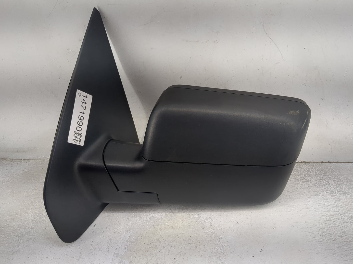 2004-2008 Ford F-150 Driver Side View Mirror - Left Door Mirror OEM Used - Oemusedautoparts1.com