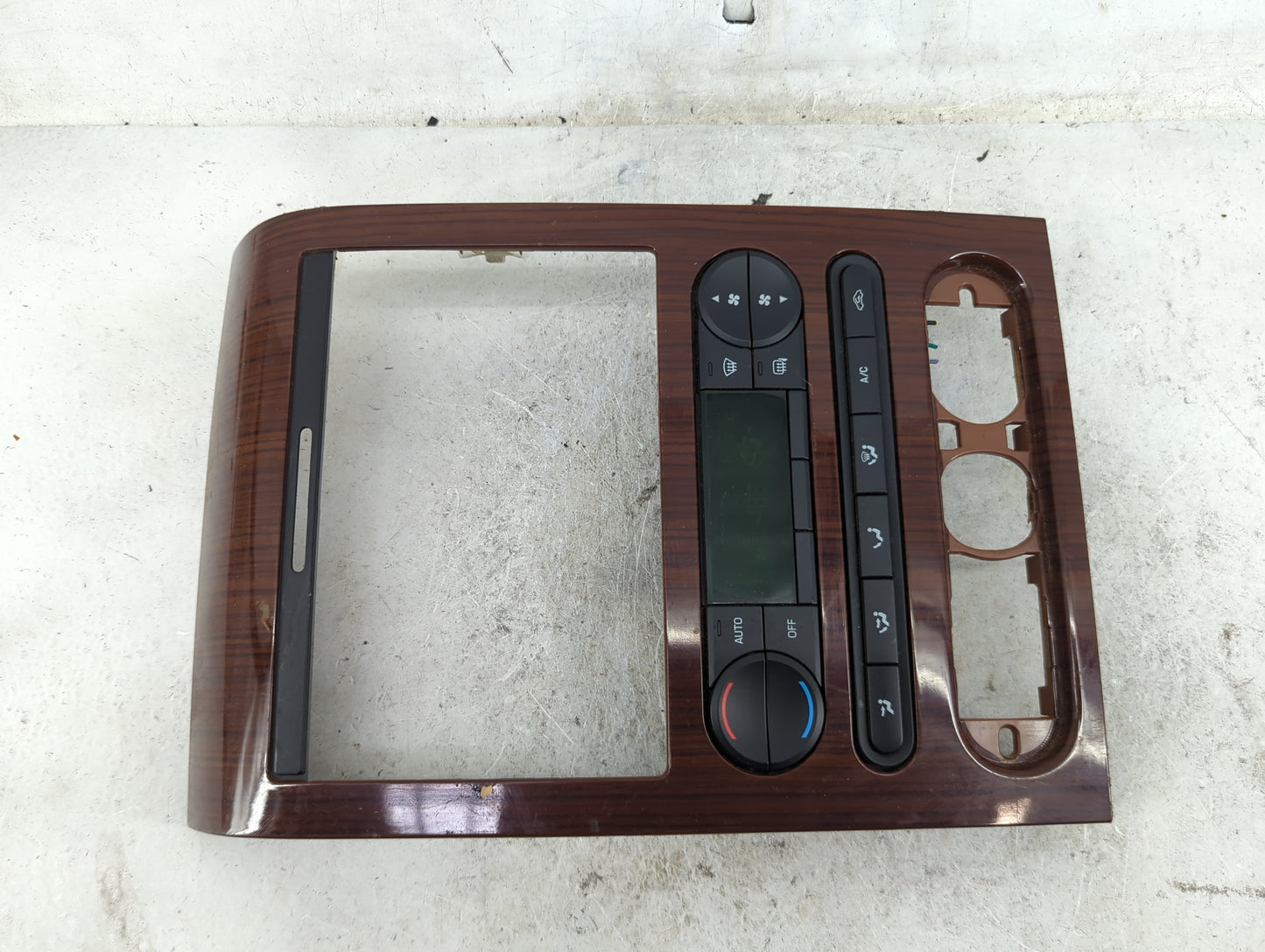 2004 Ford F-150 Climate Control Module Temperature AC/Heater Replacement P/N:095-6344 Fits OEM Used Auto Parts - Oemusedauto