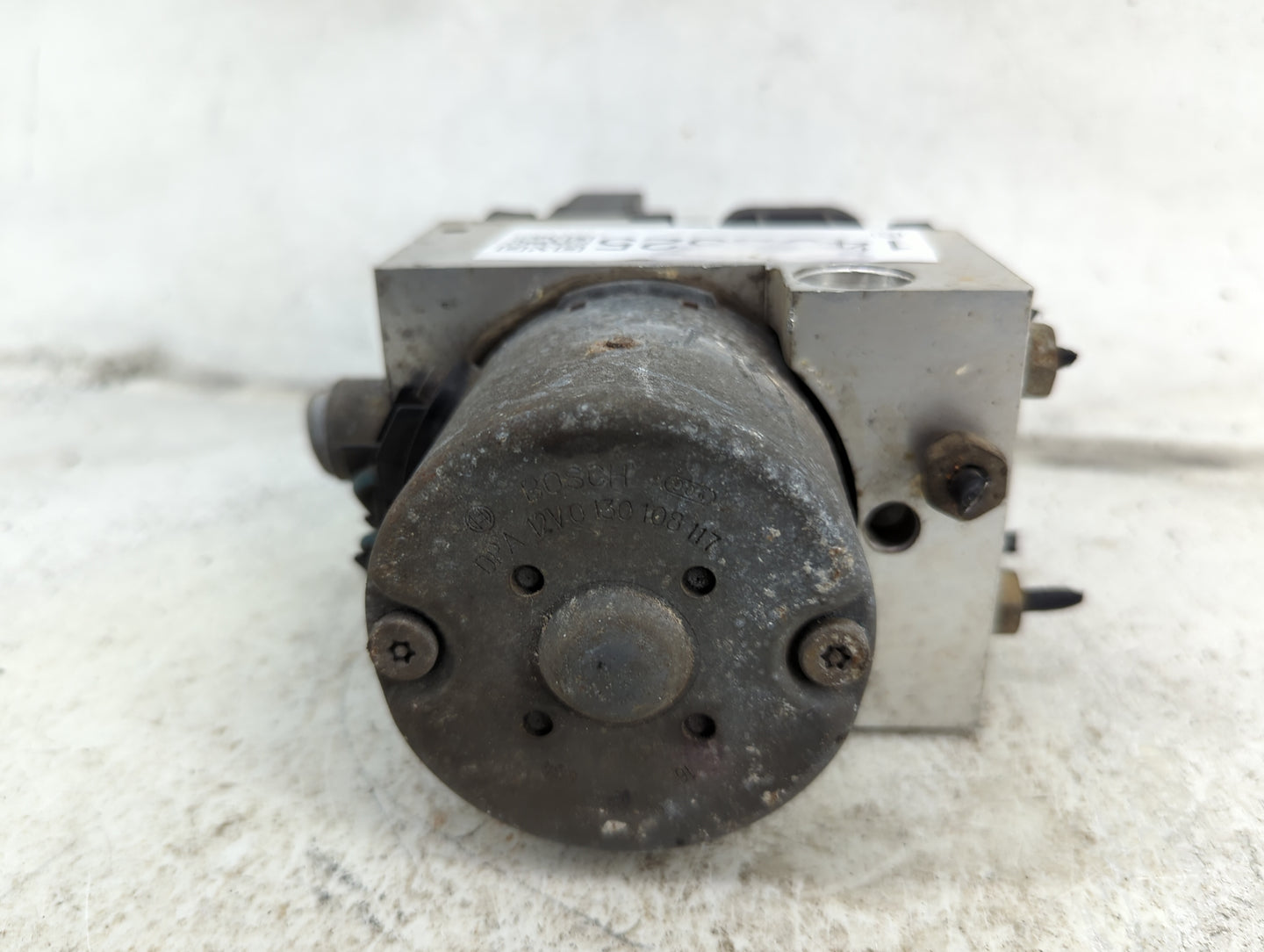 2004 Ford F-150 ABS Pump Control Module Replacement P/N:0265220401 0273004118, 0130108117 Fits OEM Used Auto Parts - Oemused