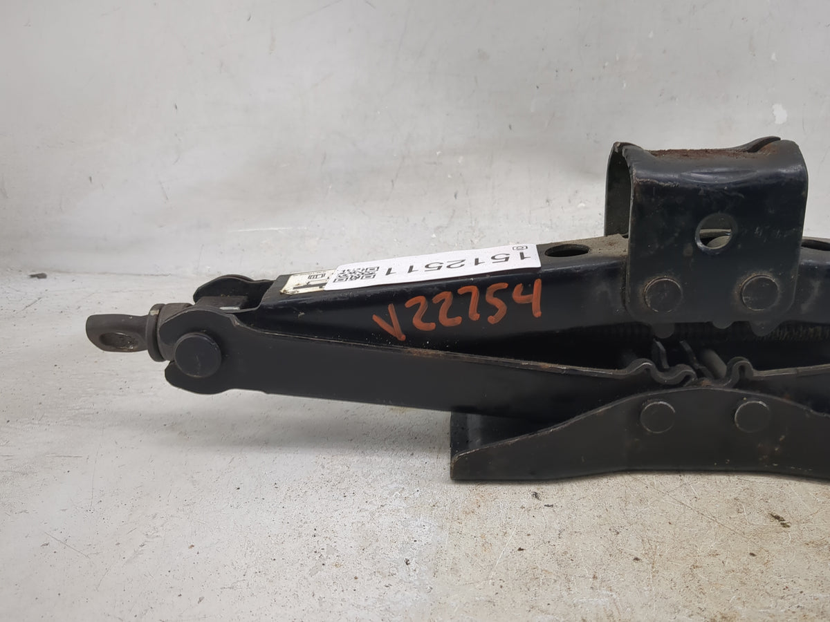 2004 Ford F-150 Spare Scissor Car Jack 1512511 - Oemusedautoparts1.com
