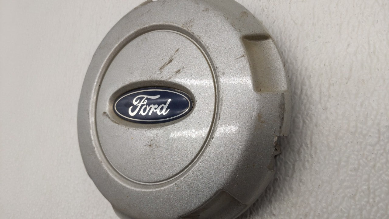 2004 Ford F-150 Rim Wheel Center Cap 168109 - Oemusedautoparts1.com