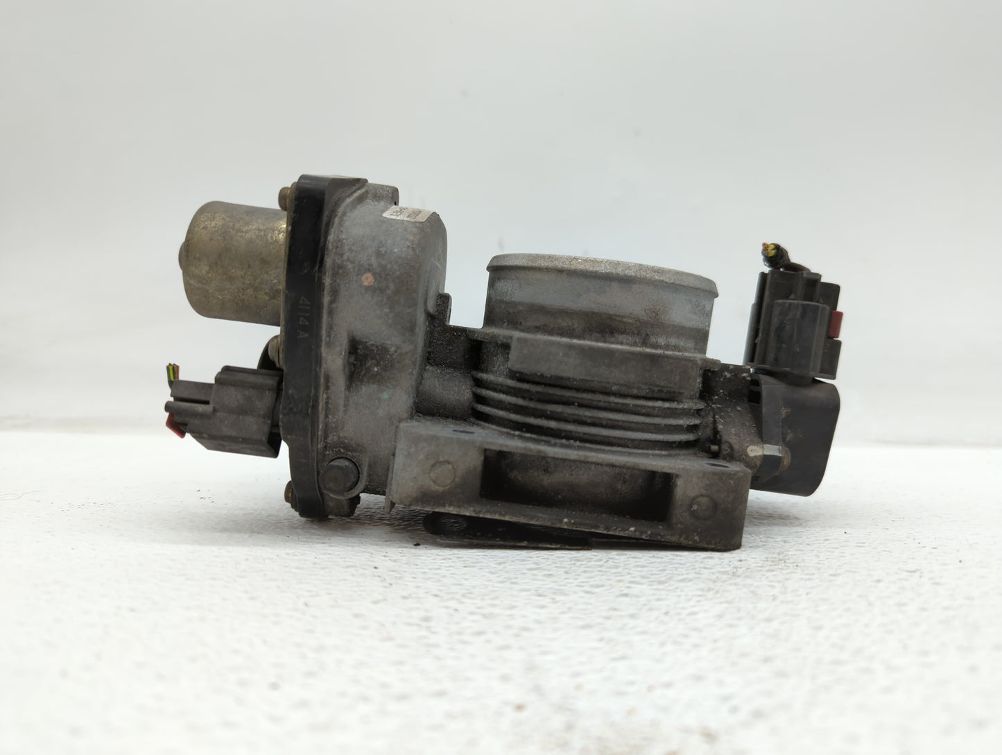 2004-2006 Ford F-150 Throttle Body P/N:6R3E-AB 9W7E-CB Fits Fits 2004 2005 2006 2007 2008 2009 2010 2011 2012 2013 2014 2015