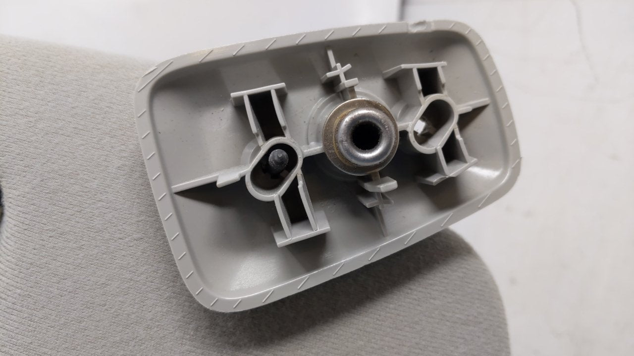 2004 Ford F-150 Sun Visor Shade Replacement Passenger Right Mirror Fits OEM Used Auto Parts - Oemusedautoparts1.com