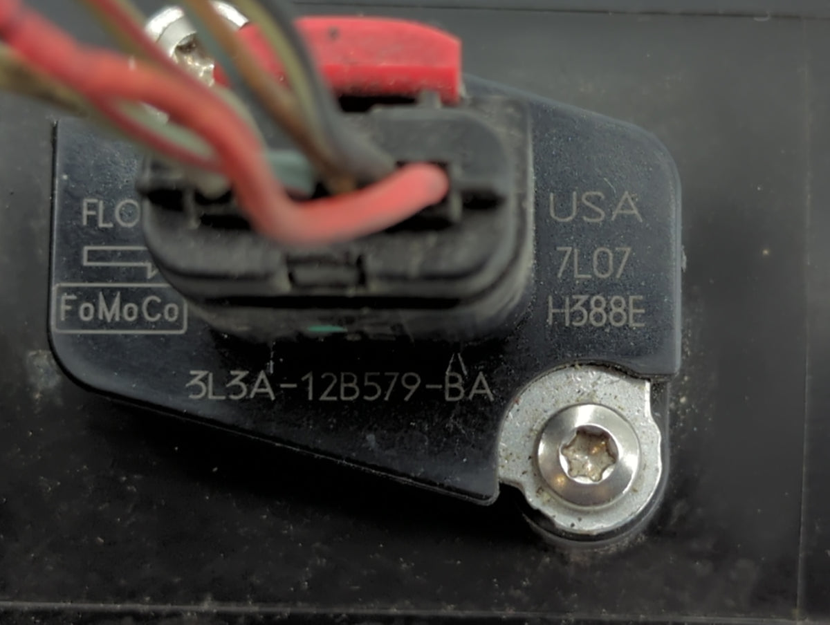 2004-2005 Ford F-150 Mass Air Flow Meter Maf Sensor - Oemusedautoparts1.com