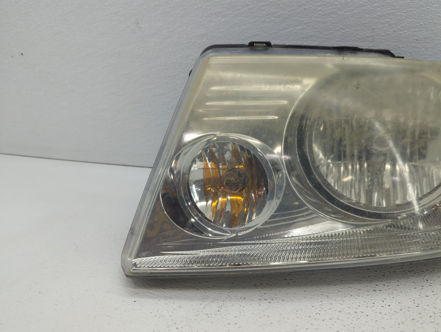 2004 Ford F-150 Driver Left Oem Head Light Headlight Lamp - Oemusedautoparts1.com