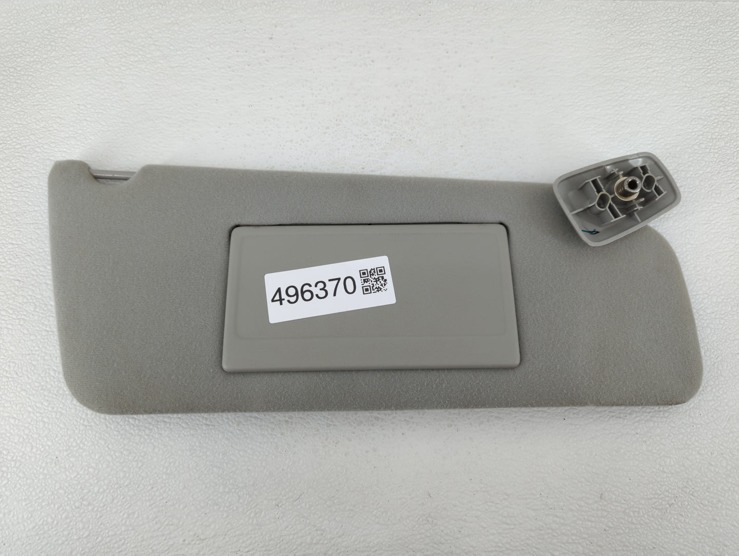2004-2008 Ford F-150 Sun Visor Shade Replacement Passenger Right Mirror Fits Fits 2004 2005 2006 2007 2008 OEM Used Auto Par