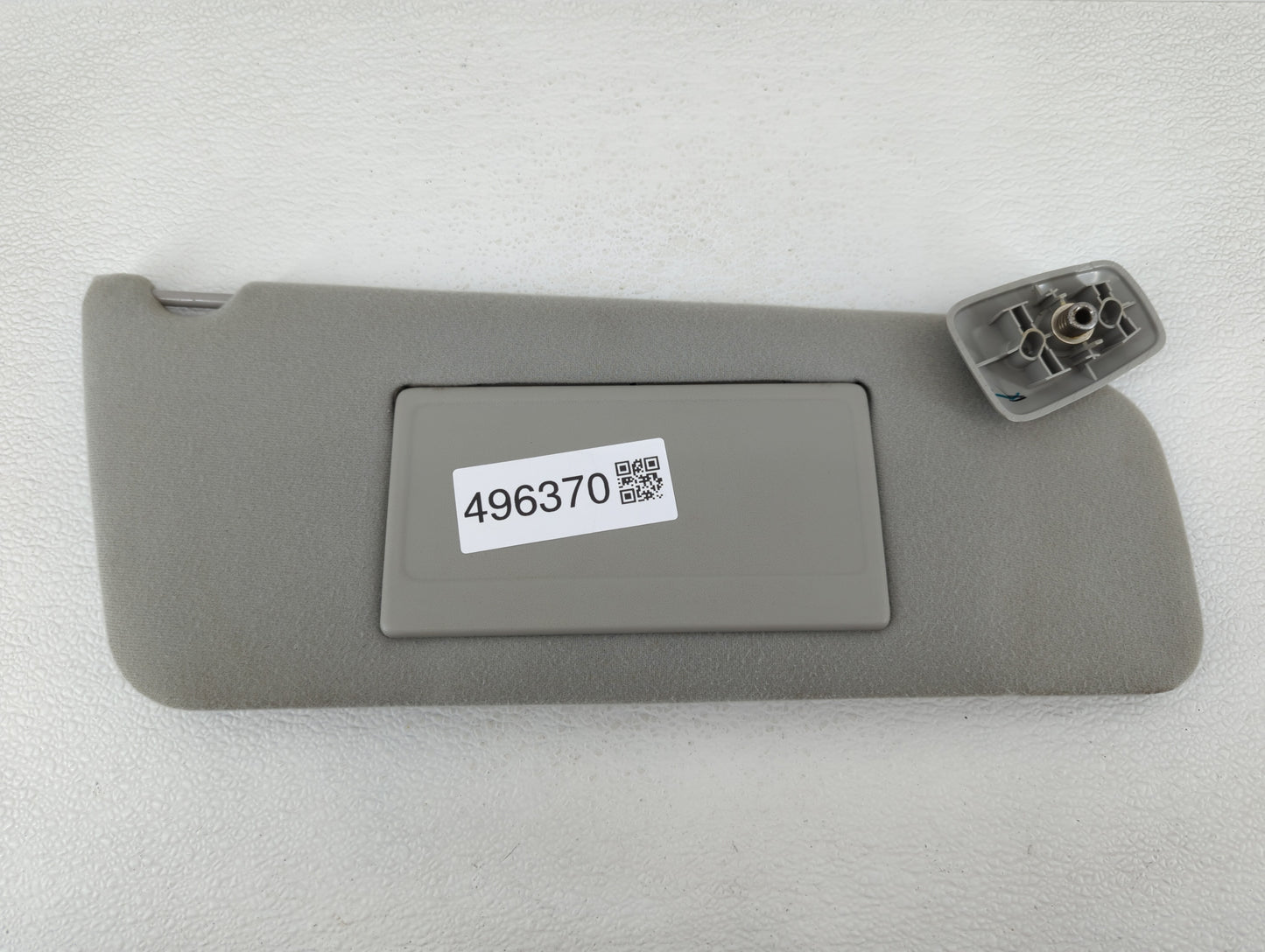 2004-2008 Ford F-150 Sun Visor Shade Replacement Passenger Right Mirror Fits Fits 2004 2005 2006 2007 2008 OEM Used Auto Par