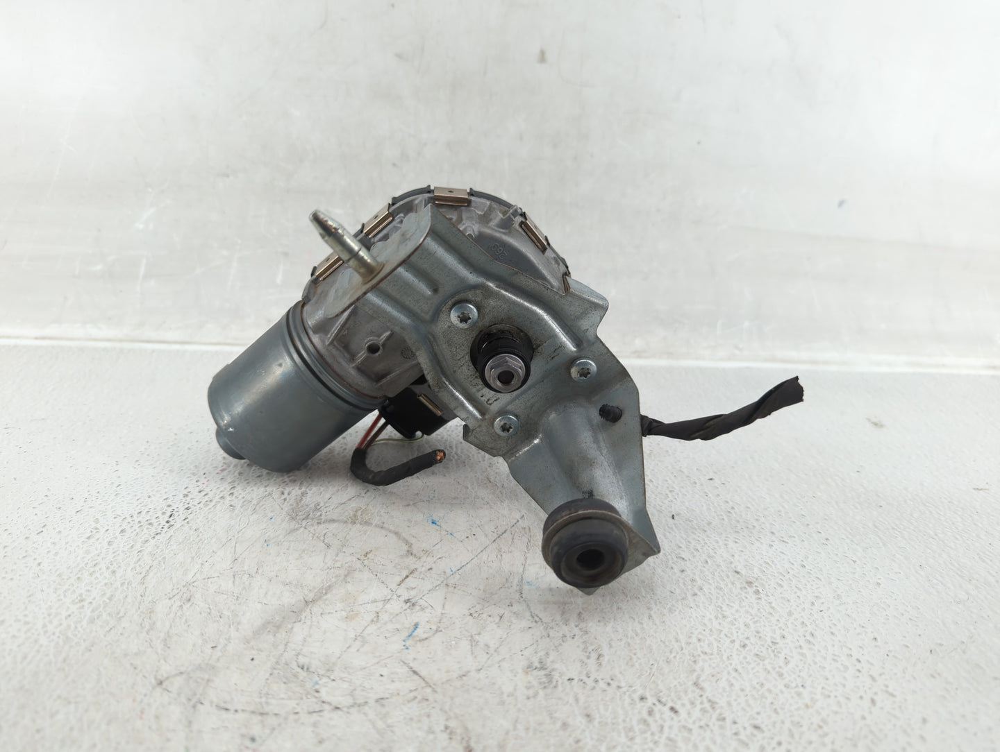 2004-2007 Ford F-150 Front Windshield Wiper Motor P/N:H3540 S3922 Fits Fits 2004 2005 2006 2007 OEM Used Auto Parts - Oemuse