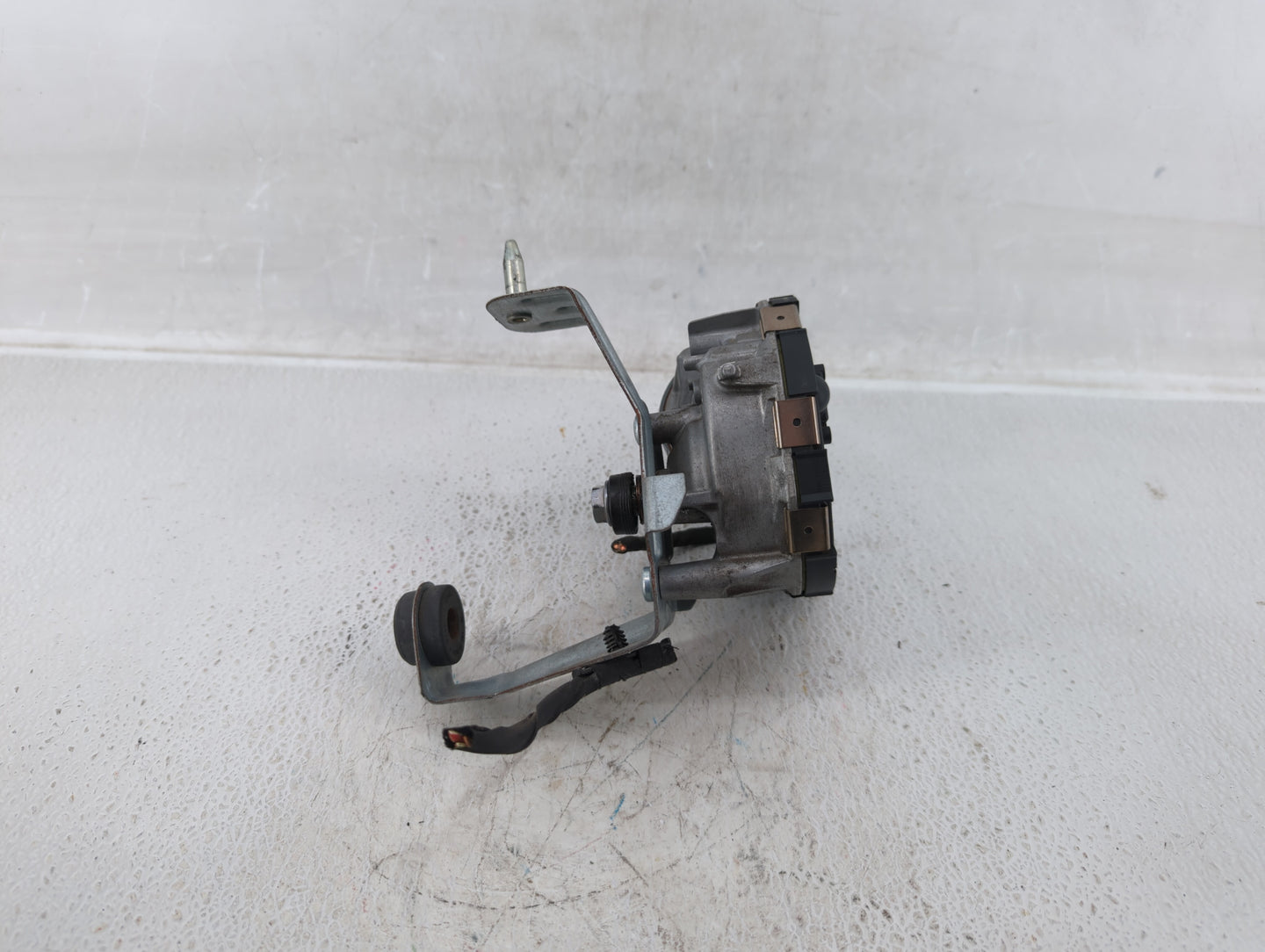 2004-2007 Ford F-150 Front Windshield Wiper Motor P/N:H3540 S3922 Fits Fits 2004 2005 2006 2007 OEM Used Auto Parts - Oemuse