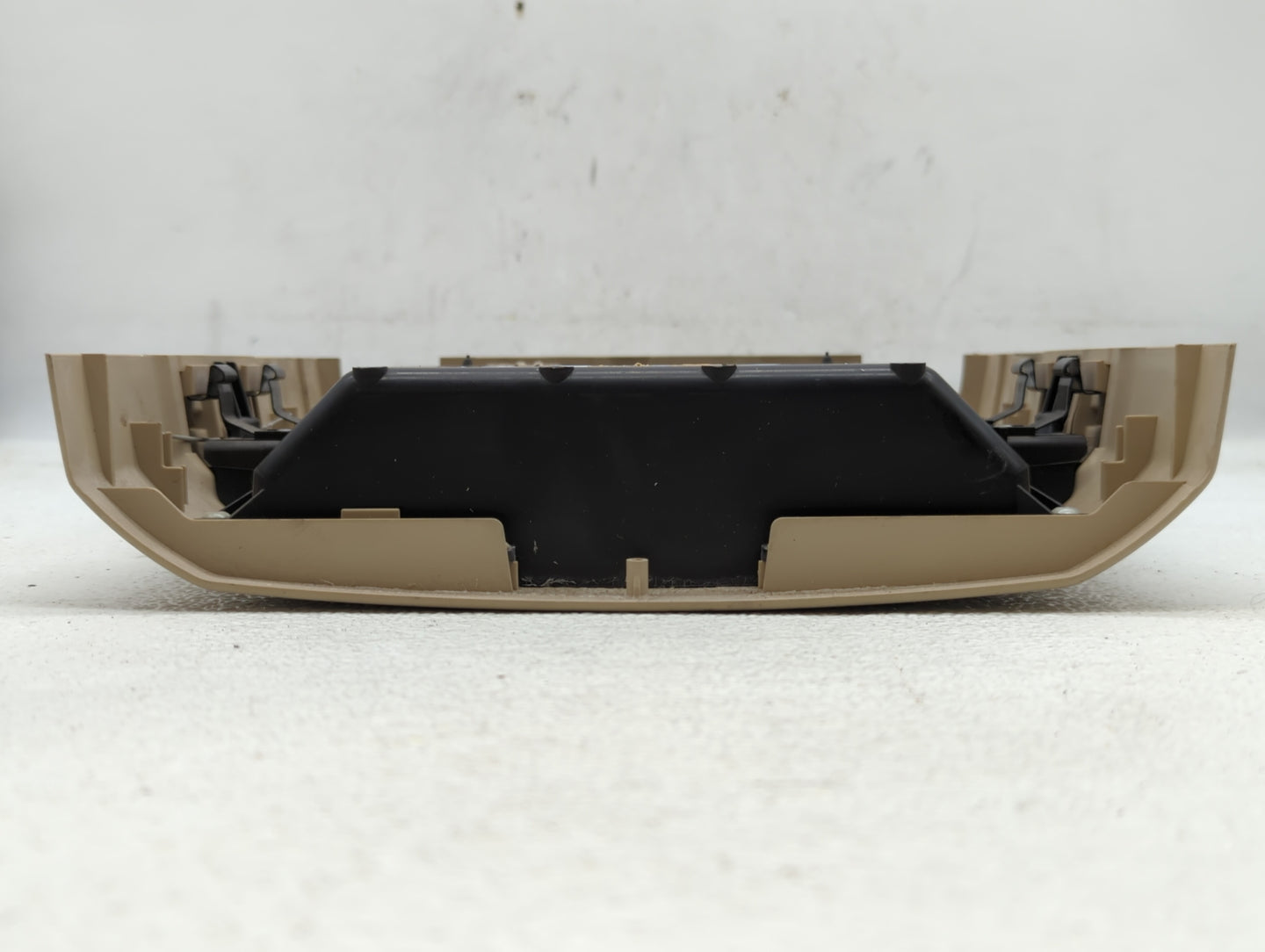 2004 Ford F-150 Center Floor Console P/N:VM2431 828836 VM4676 828841 Fits OEM Used Auto Parts - Oemusedautoparts1.com