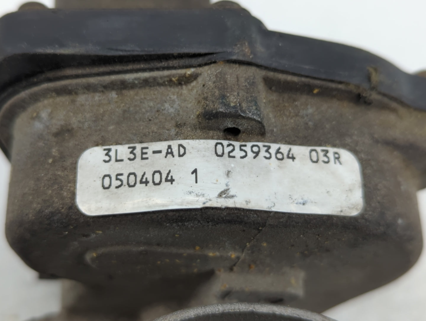 2004-2010 Ford F-150 Throttle Body P/N:3L3E-AD Fits Fits 2004 2005 2006 2007 2008 2009 2010 OEM Used Auto Parts - Oemusedaut