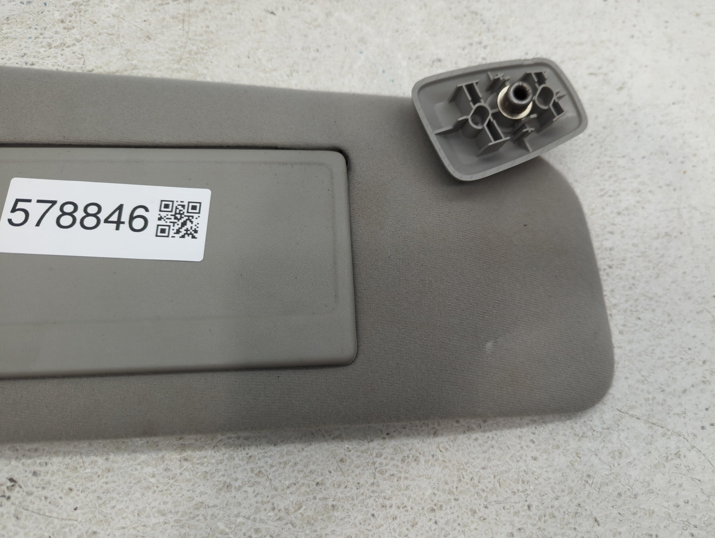 2004-2008 Ford F-150 Sun Visor Shade Replacement Passenger Right Mirror Fits Fits 2004 2005 2006 2007 2008 OEM Used Auto Par
