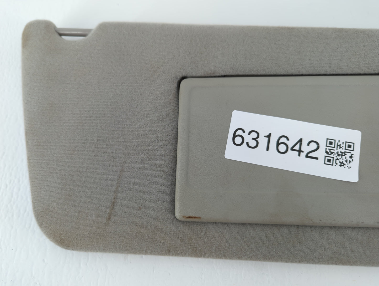 2004-2008 Ford F-150 Sun Visor Shade Replacement Passenger Right Mirror Fits Fits 2004 2005 2006 2007 2008 OEM Used Auto Par