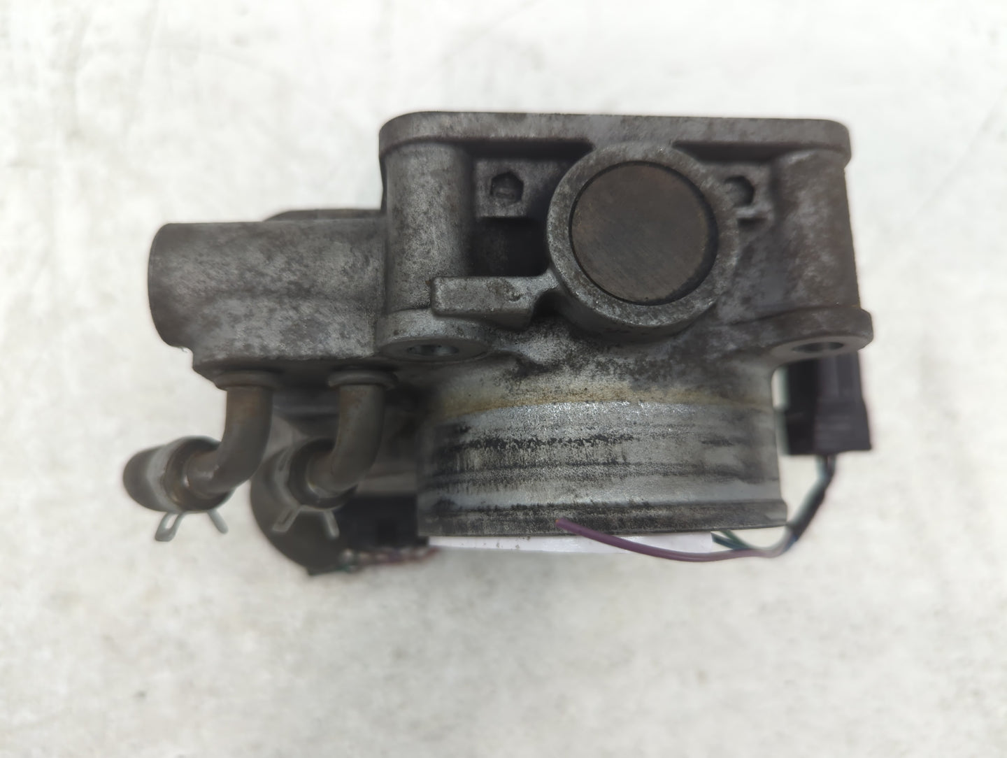 2004-2010 Ford F-150 Throttle Body P/N:U31995085749 GM01B Fits Fits 2004 2005 2006 2007 2008 2009 2010 OEM Used Auto Parts -