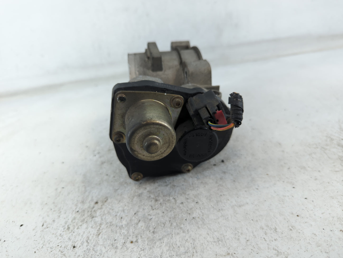 2004-2010 Ford F-150 Throttle Body Fits Fits 2004 2005 2006 2007 2008 2009 2010 OEM Used Auto Parts - Oemusedautoparts1.com