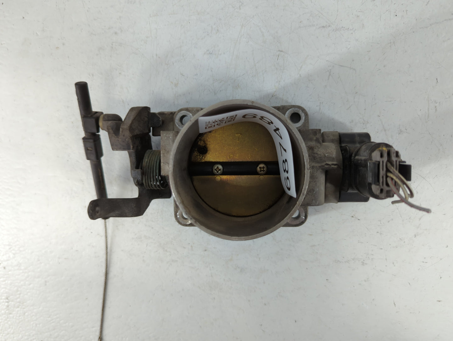 2004-2010 Ford F-150 Throttle Body P/N:030201 3 YL3U-AB Fits Fits 2004 2005 2006 2007 2008 2009 2010 OEM Used Auto Parts - O