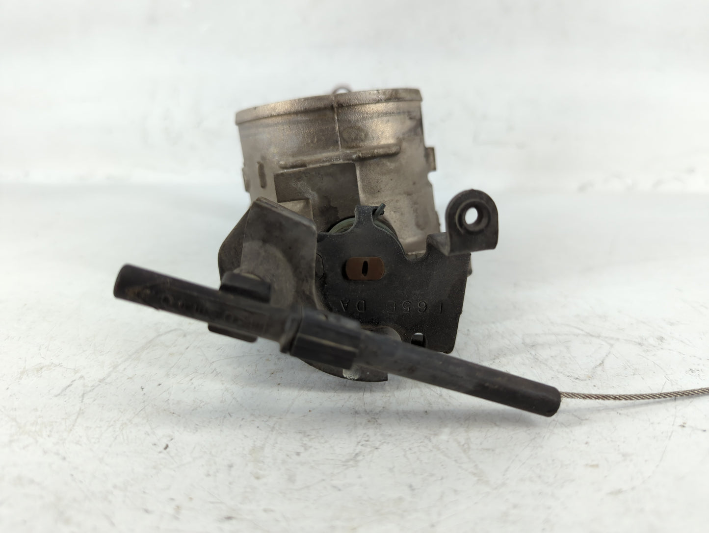 2004-2010 Ford F-150 Throttle Body P/N:030201 3 YL3U-AB Fits Fits 2004 2005 2006 2007 2008 2009 2010 OEM Used Auto Parts - O