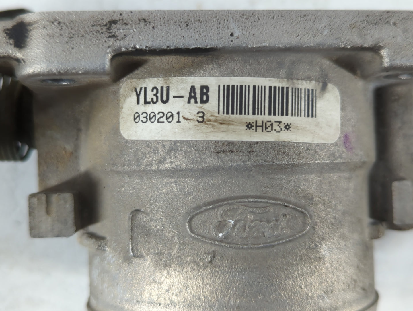 2004-2010 Ford F-150 Throttle Body P/N:030201 3 YL3U-AB Fits Fits 2004 2005 2006 2007 2008 2009 2010 OEM Used Auto Parts - O
