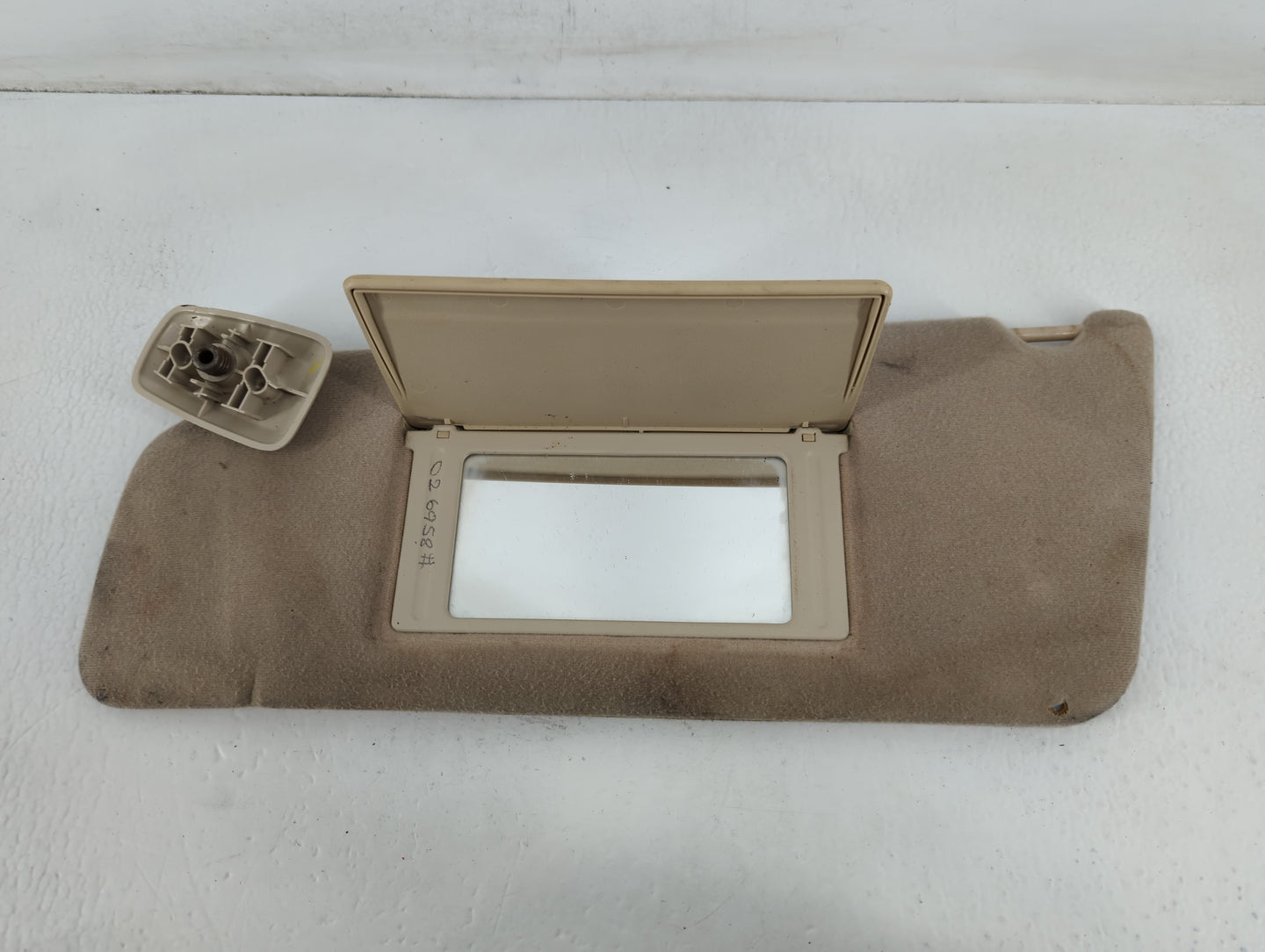 2004-2008 Ford F-150 Sun Visor Shade Replacement Driver Left Mirror Fits Fits 2004 2005 2006 2007 2008 OEM Used Auto Parts -
