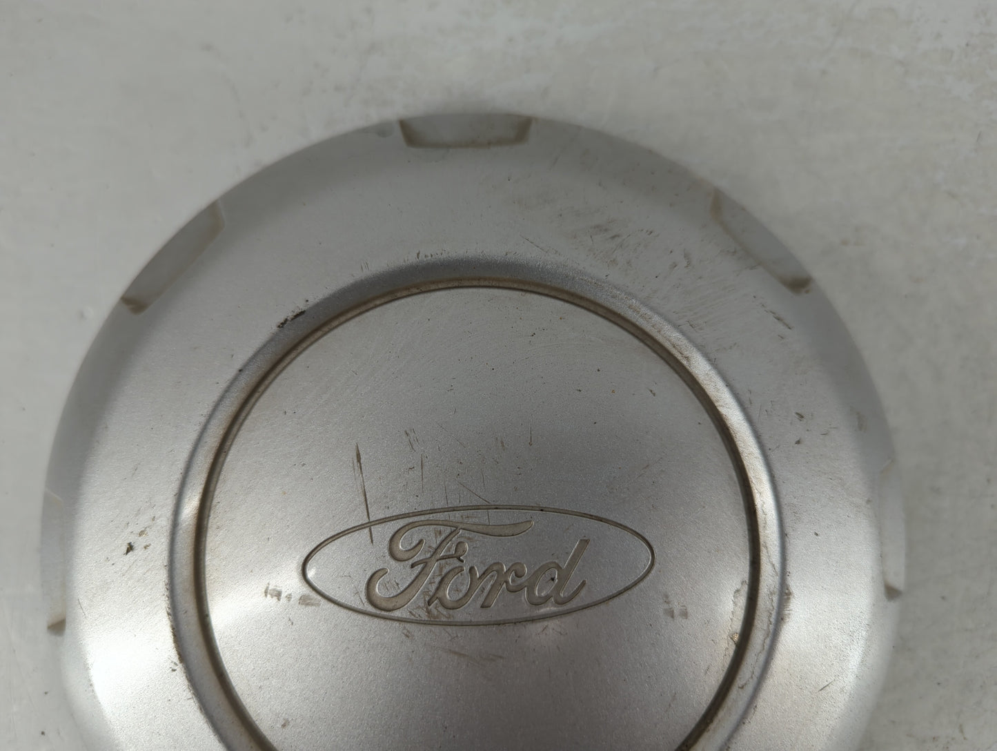 2004 Ford F-150 Rim Wheel Center Cap - Oemusedautoparts1.com