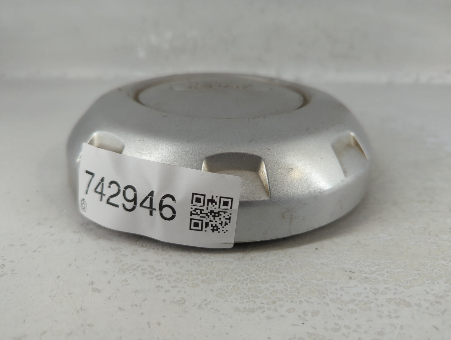 2004 Ford F-150 Rim Wheel Center Cap 742946 - Oemusedautoparts1.com