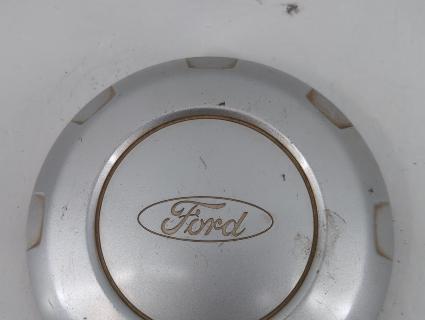 2004 Ford F-150 Rim Wheel Center Cap - Oemusedautoparts1.com