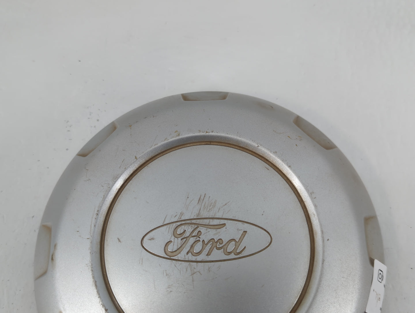 2004 Ford F-150 Rim Wheel Center Cap 742965 - Oemusedautoparts1.com