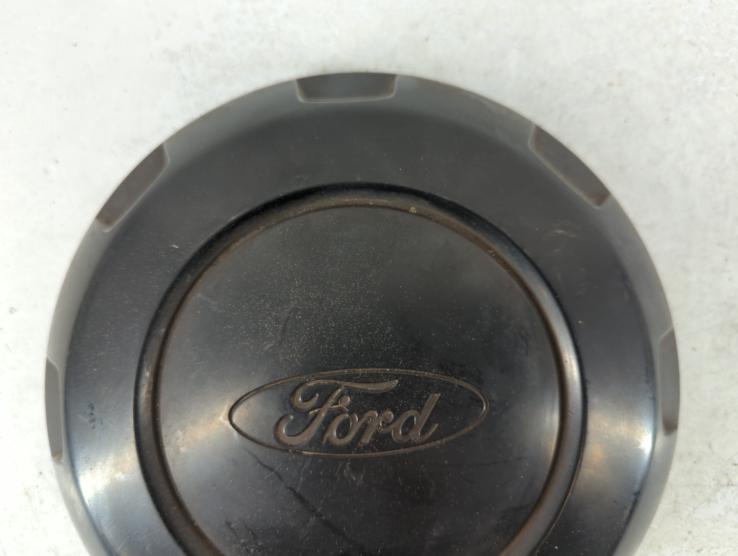 2004 Ford F-150 Rim Wheel Center Cap 742987 - Oemusedautoparts1.com