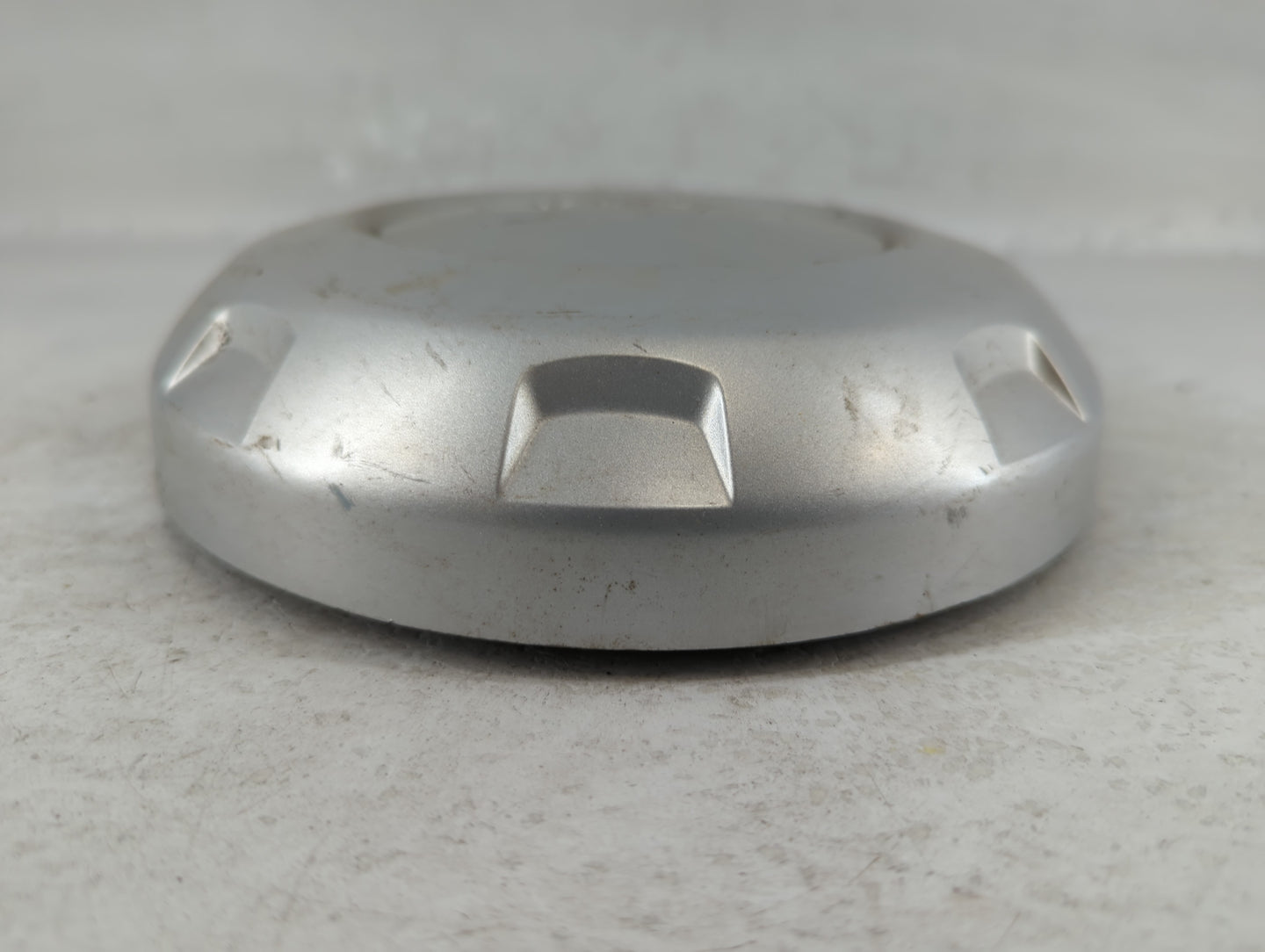 2004 Ford F-150 Rim Wheel Center Cap 743051 - Oemusedautoparts1.com