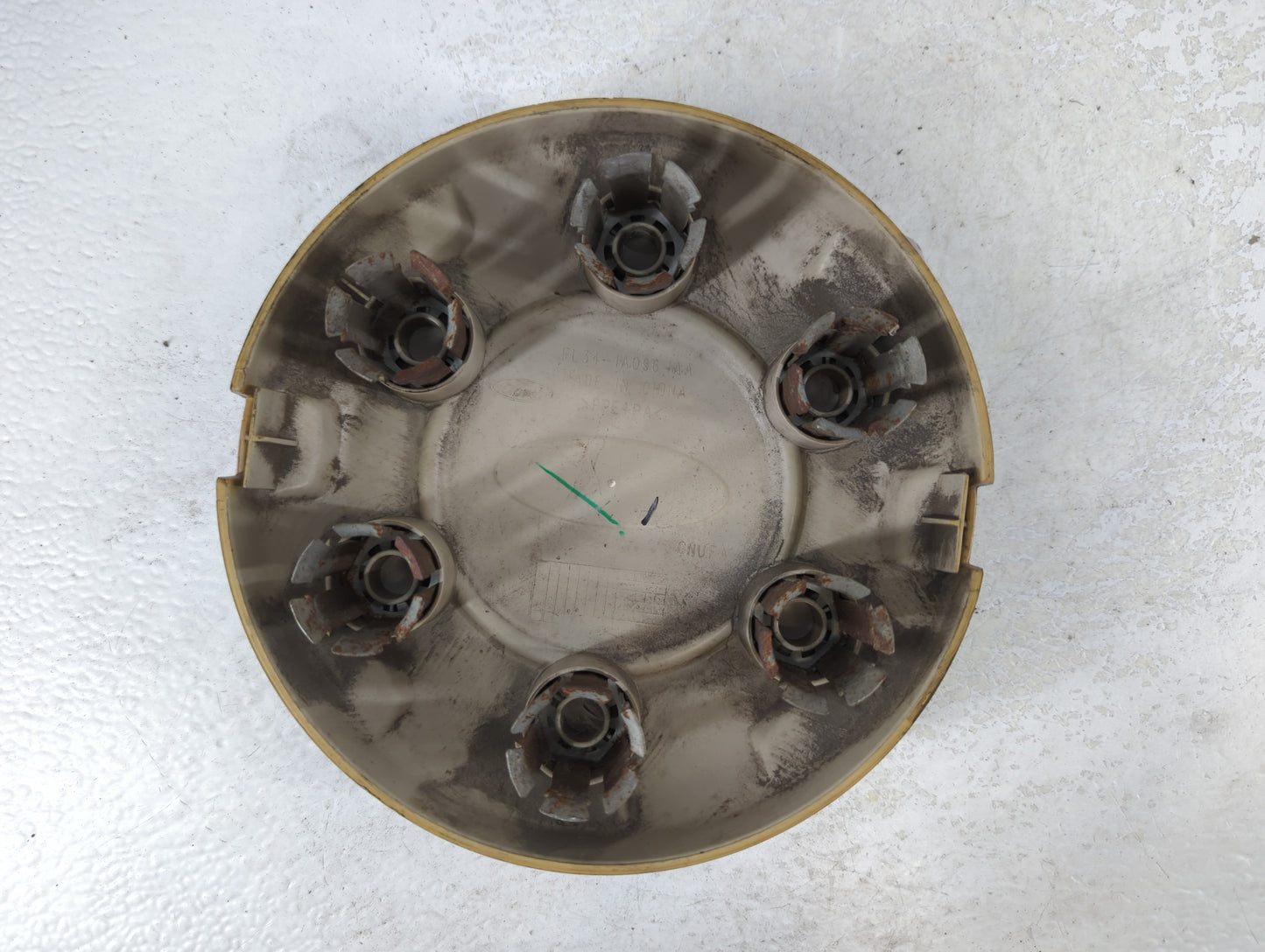 2004 Ford F-150 Rim Wheel Center Cap 743051 - Oemusedautoparts1.com