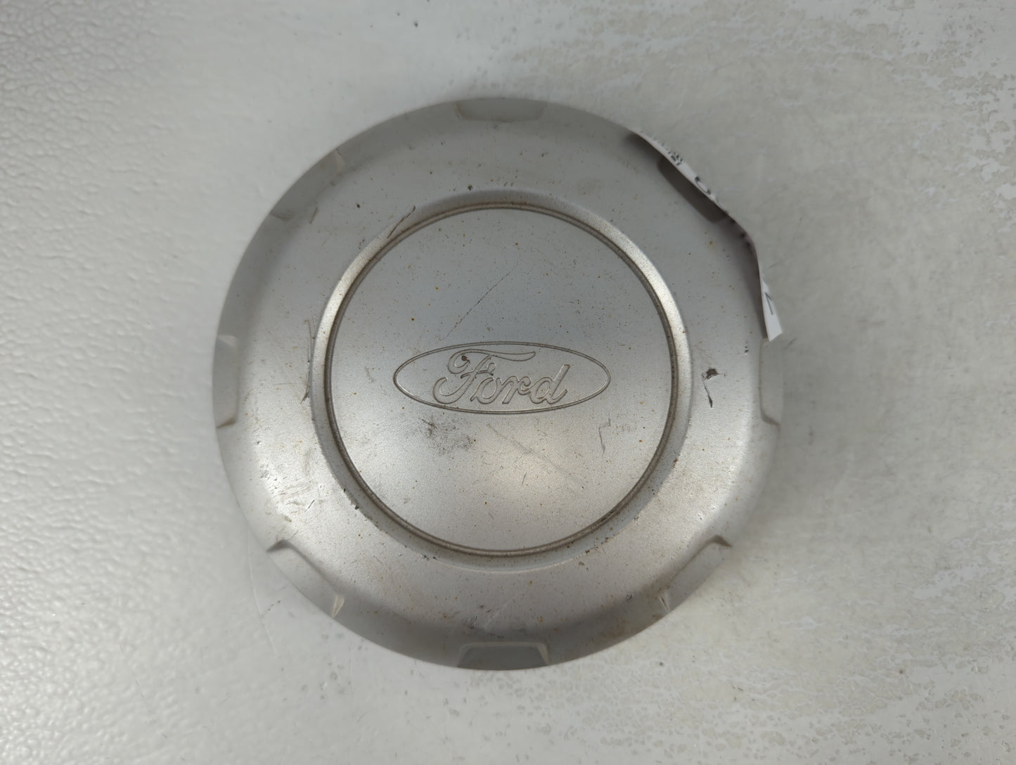 2004 Ford F-150 Rim Wheel Center Cap 743059 - Oemusedautoparts1.com