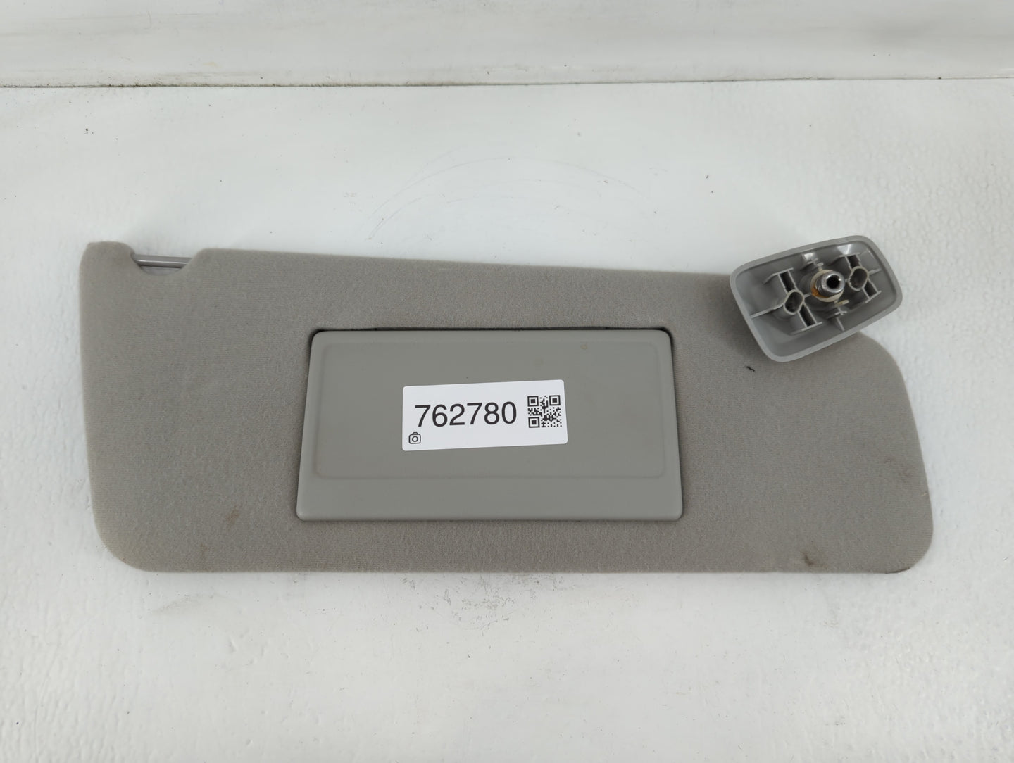 2004-2008 Ford F-150 Sun Visor Shade Replacement Passenger Right Mirror Fits Fits 2004 2005 2006 2007 2008 OEM Used Auto Par