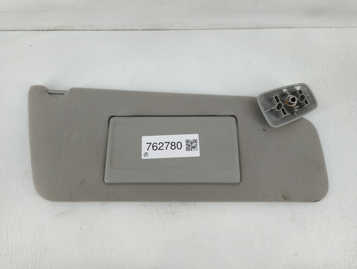 2004-2008 Ford F-150 Sun Visor Shade Replacement Passenger Right Mirror Fits Fits 2004 2005 2006 2007 2008 OEM Used Auto Par