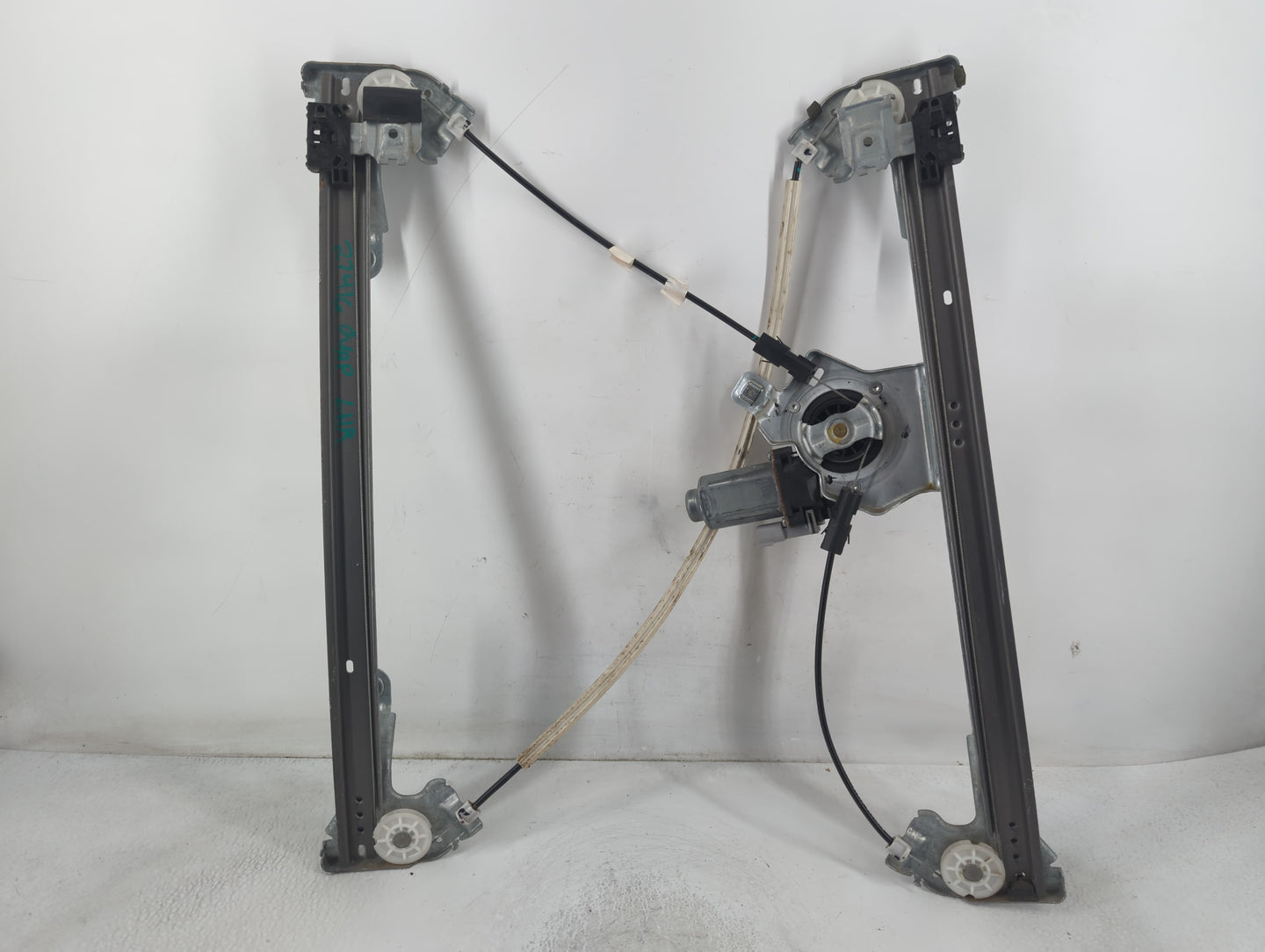 1999-2003 Ford F-150 Driver Front Left Power Window Motor - Oemusedautoparts1.com