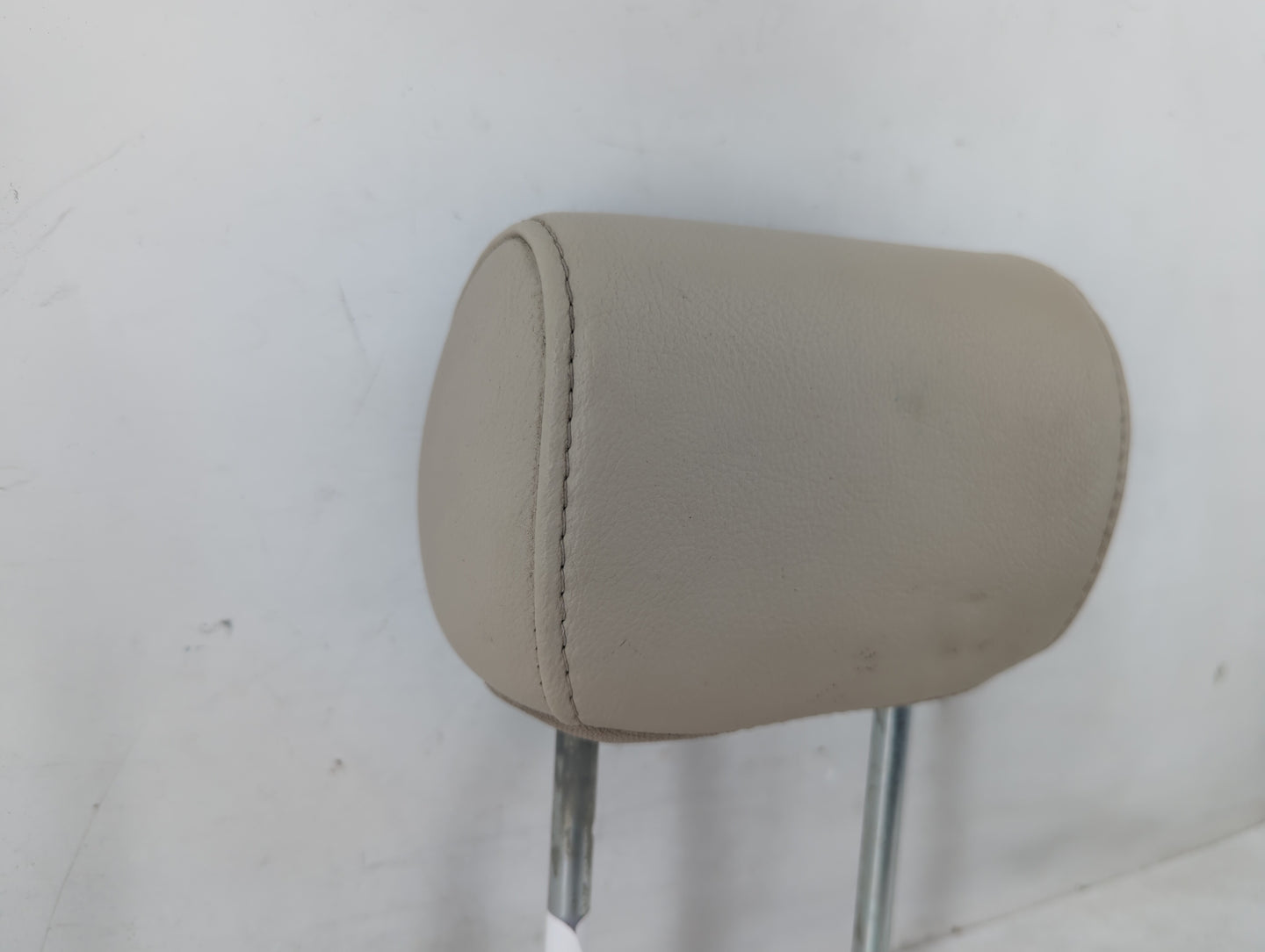 2004 Ford F-150 Headrest Head Rest Rear Seat Fits OEM Used Auto Parts - Oemusedautoparts1.com