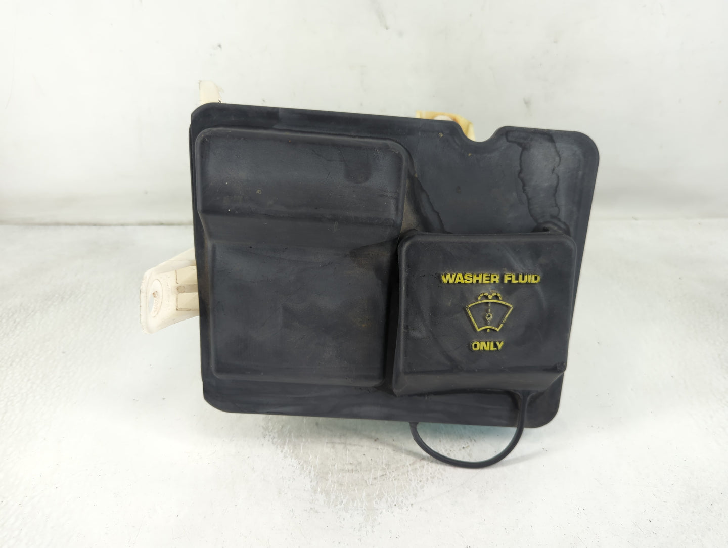 1998-2006 Ford F-150 Windshield Washer Fluid Reservoir Bottle Oem - Oemusedautoparts1.com