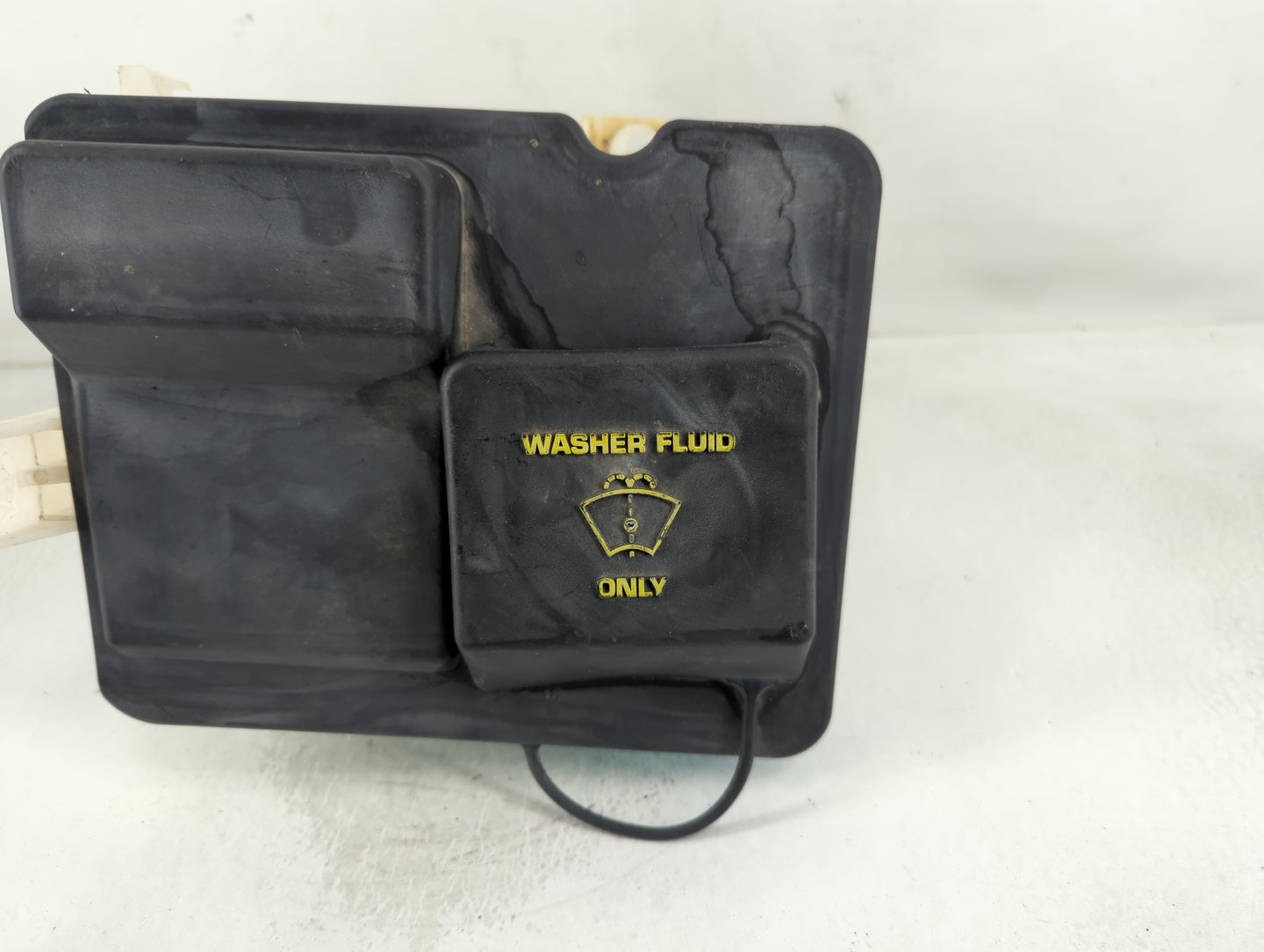 1998-2006 Ford F-150 Windshield Washer Fluid Reservoir Bottle Oem - Oemusedautoparts1.com
