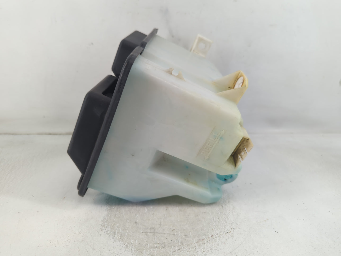 1998-2006 Ford F-150 Windshield Washer Fluid Reservoir Bottle Oem - Oemusedautoparts1.com