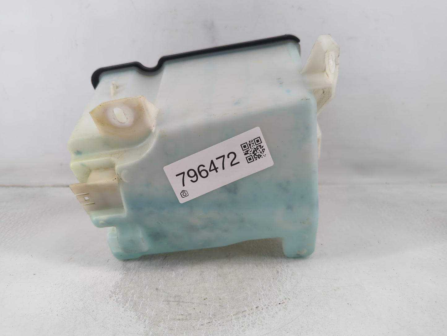 1998-2006 Ford F-150 Windshield Washer Fluid Reservoir Bottle Oem - Oemusedautoparts1.com