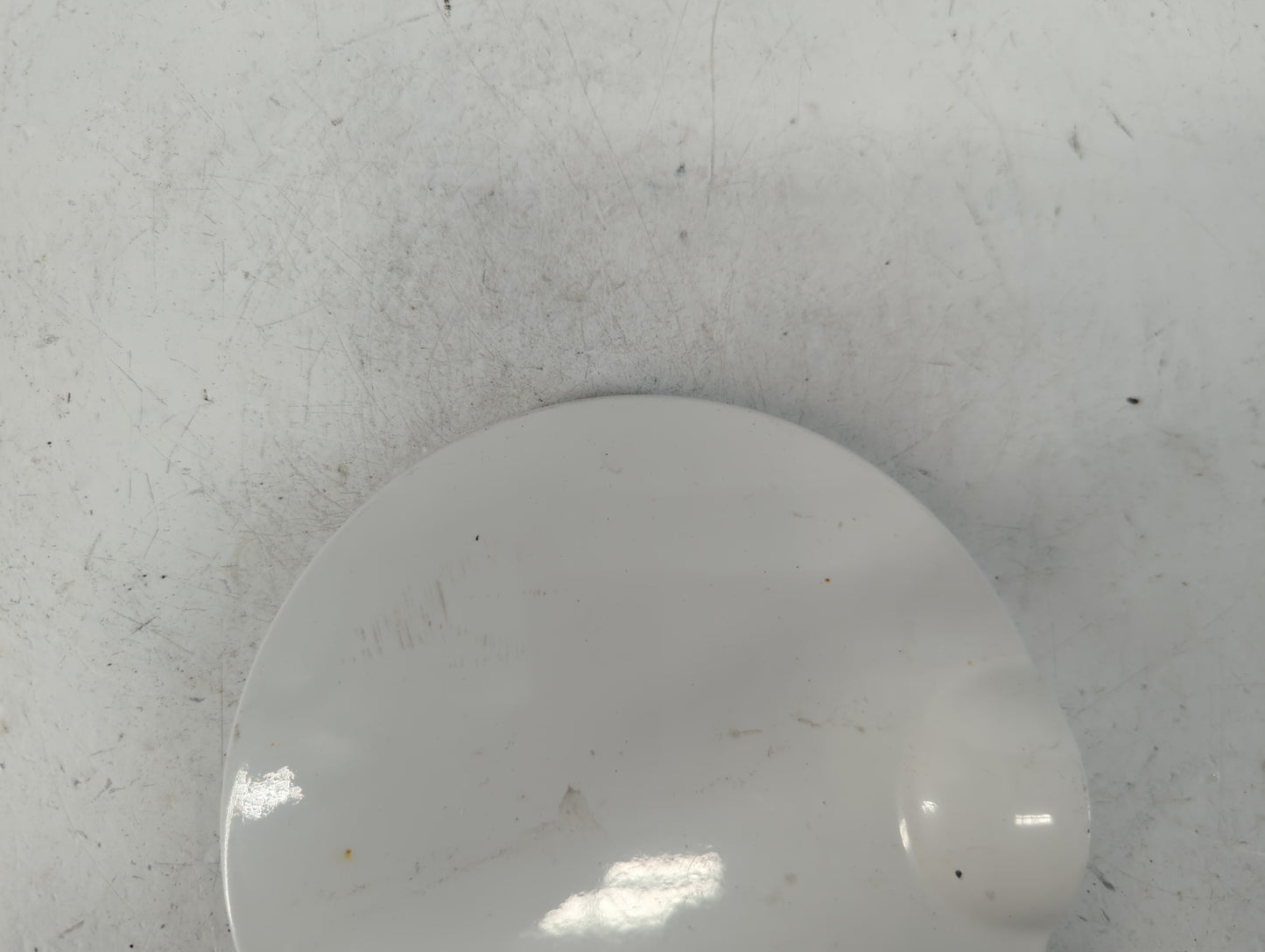 2004 Ford F-150 Fuel Tank Door Lid Gas Tank - Oemusedautoparts1.com