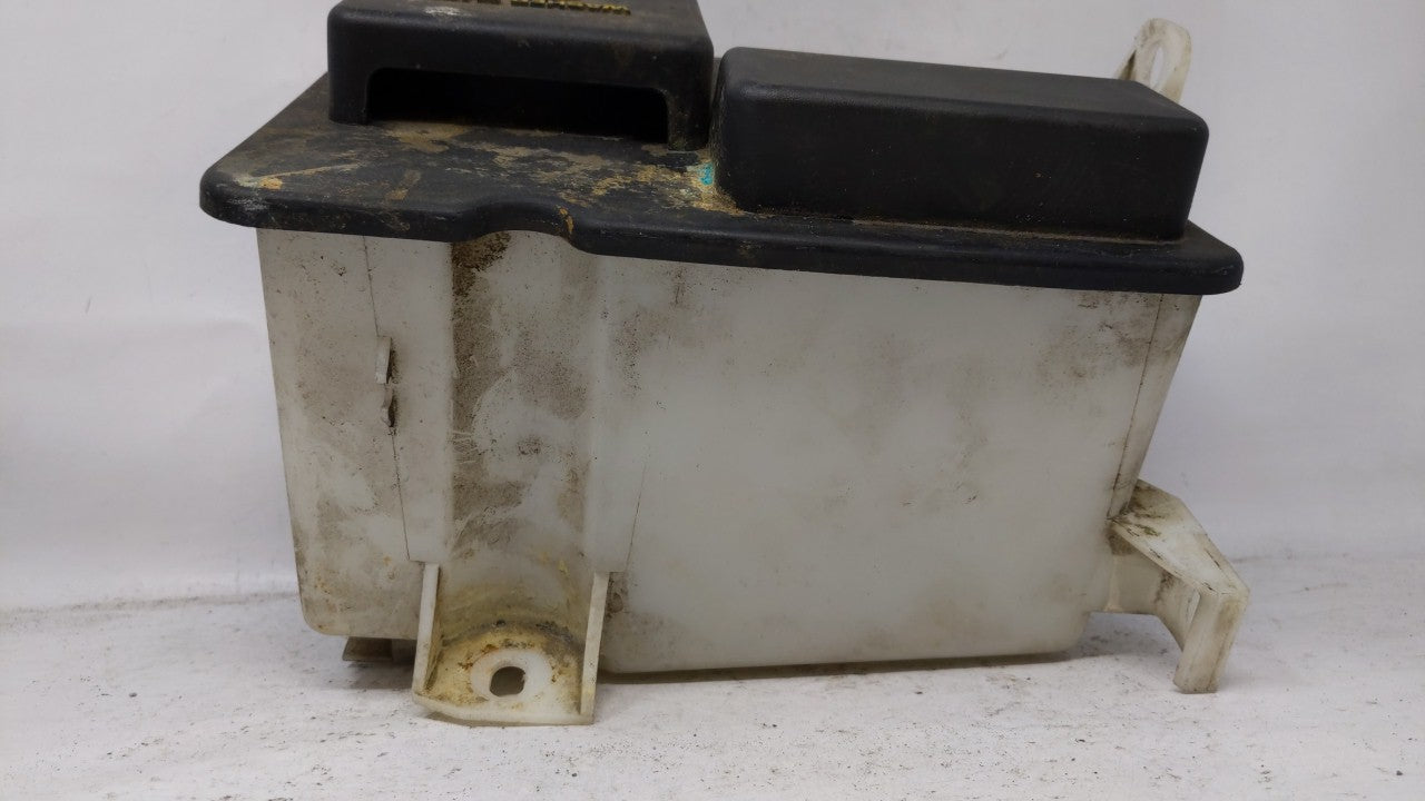 1998-2006 Ford F-150 Windshield Washer Fluid Reservoir Bottle Oem - Oemusedautoparts1.com